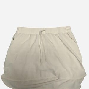 Large white Skort